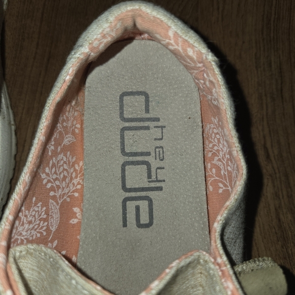 Hey Dude Women's Wendy Chambray Light Grey Casual Slip-On Shoes. - Picture 3 of 7